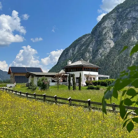 Lehner Schloessl Holiday home *