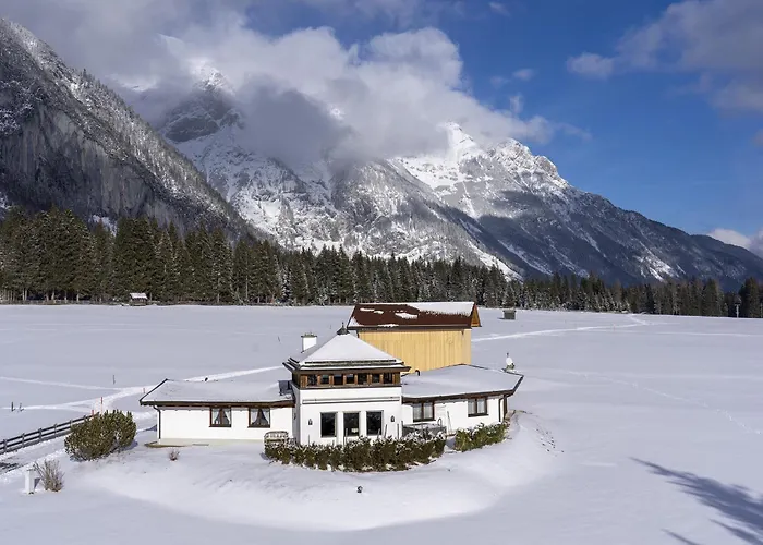 Lehner Schloessl * Leutasch